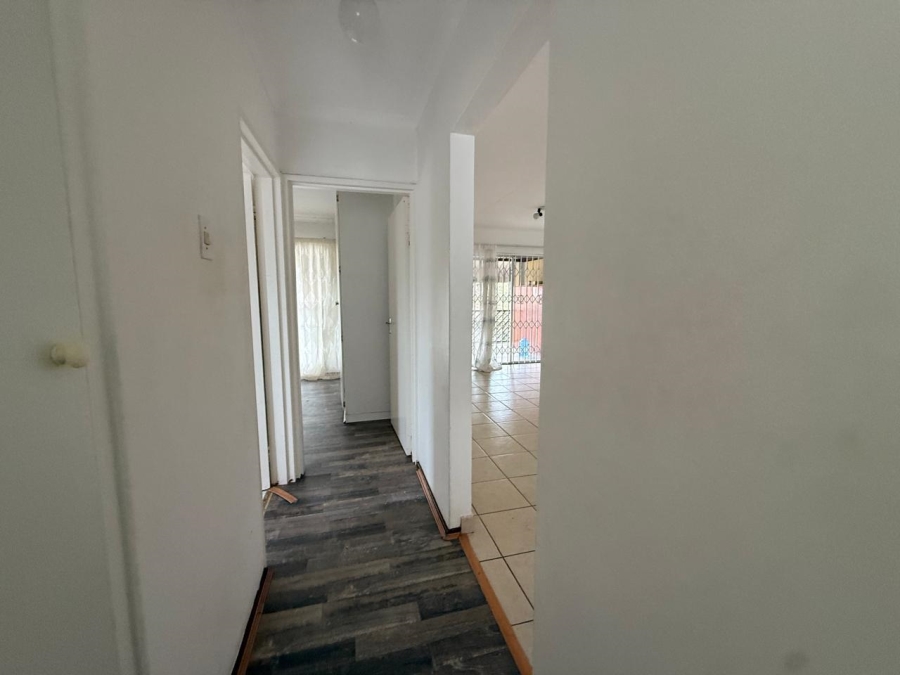 2 Bedroom Property for Sale in Safari Gardens North West